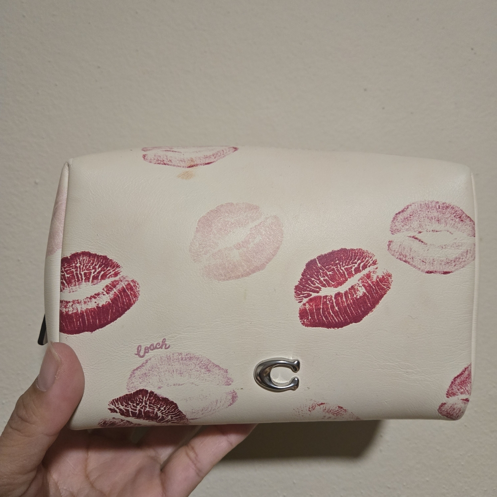 Coach White Kiss Print Leather Wristlet